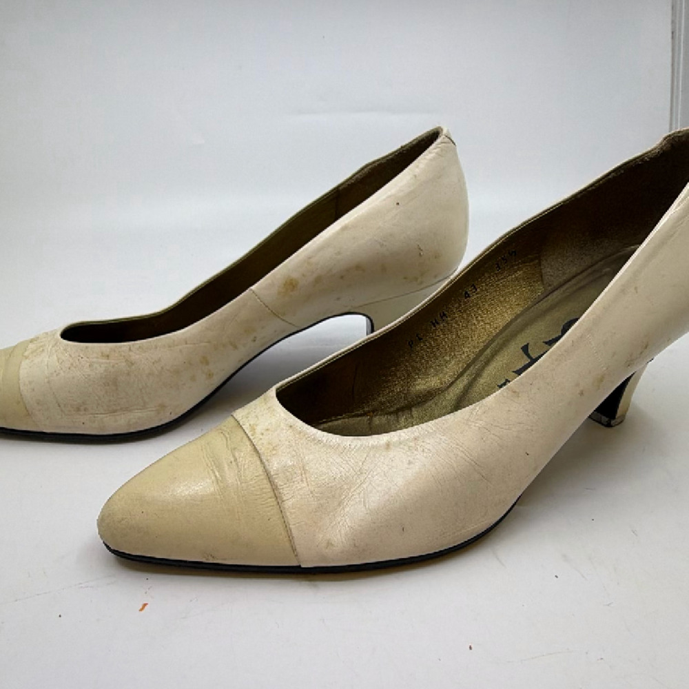 YSL Pointed Toe Cream Leather 35.5 Kitten Heel Pump - Picture 4 of 8